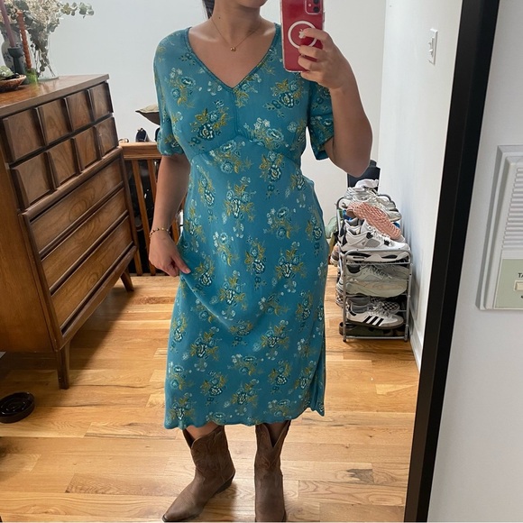 Vintage Floral Blue midi Dress size s but fits like medium - Picture 8 of 8